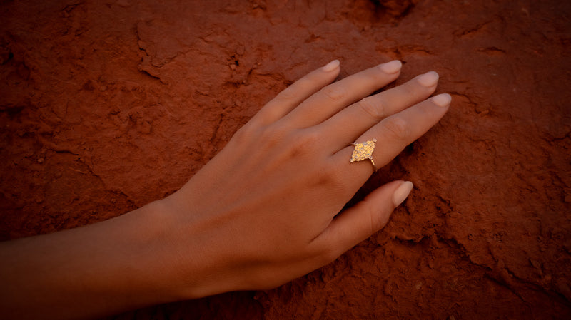 Goddess Selena Ring - Gold no