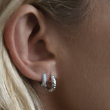 Capri Huggie Earring