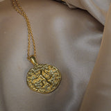 Aaria London Lion Coin Necklace - Gold Necklaces Curb chain